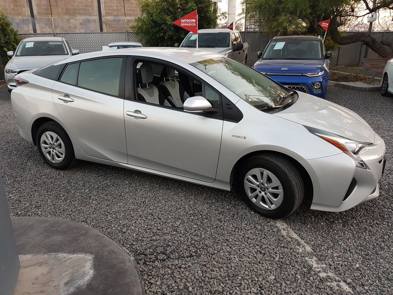 2017 Toyota PRIUS PRIUS BASE AT