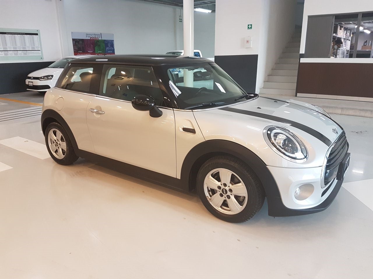 2020 MINI COOPER MINI COOPER SALT AUTOMATICO