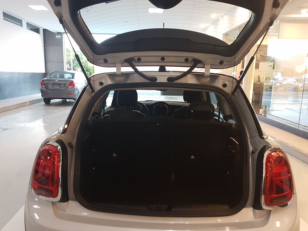 2020 MINI COOPER MINI COOPER SALT AUTOMATICO