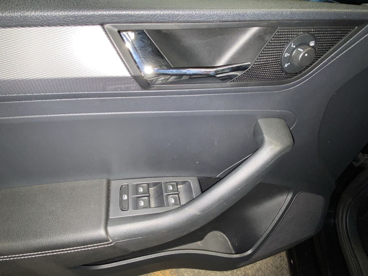 2018 SEAT TOLEDO STYLE L3 1.0T 110 CP 4 PUERTAS STD  BA AA