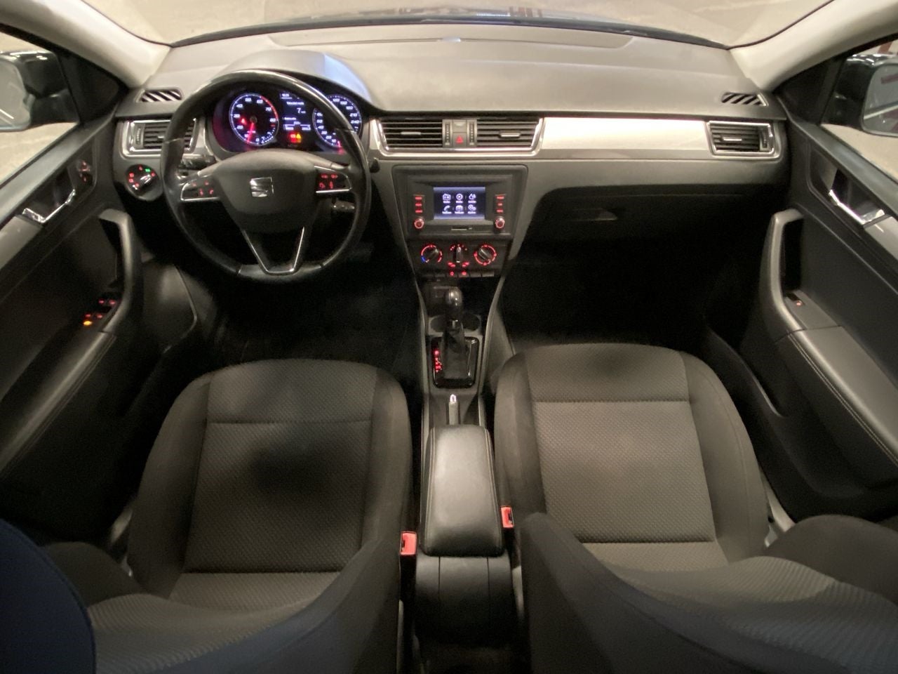 2018 SEAT TOLEDO STYLE L3 1.0T 110 CP 4 PUERTAS STD  BA AA