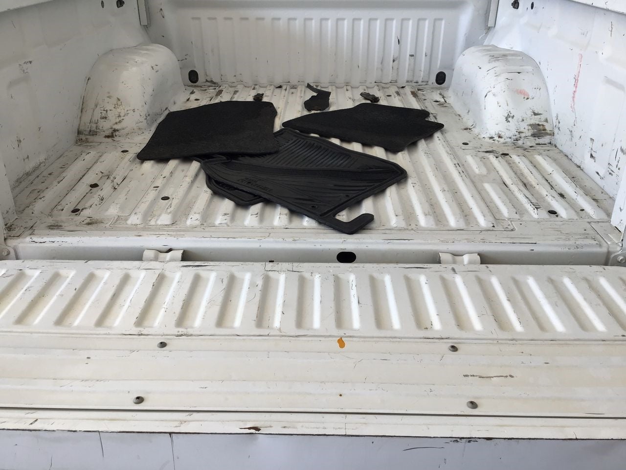 2018 Nissan FRONTIER PRO-4X, V6, 4.0L, 261 CP, 4 PUERTAS, AUT, 4X4