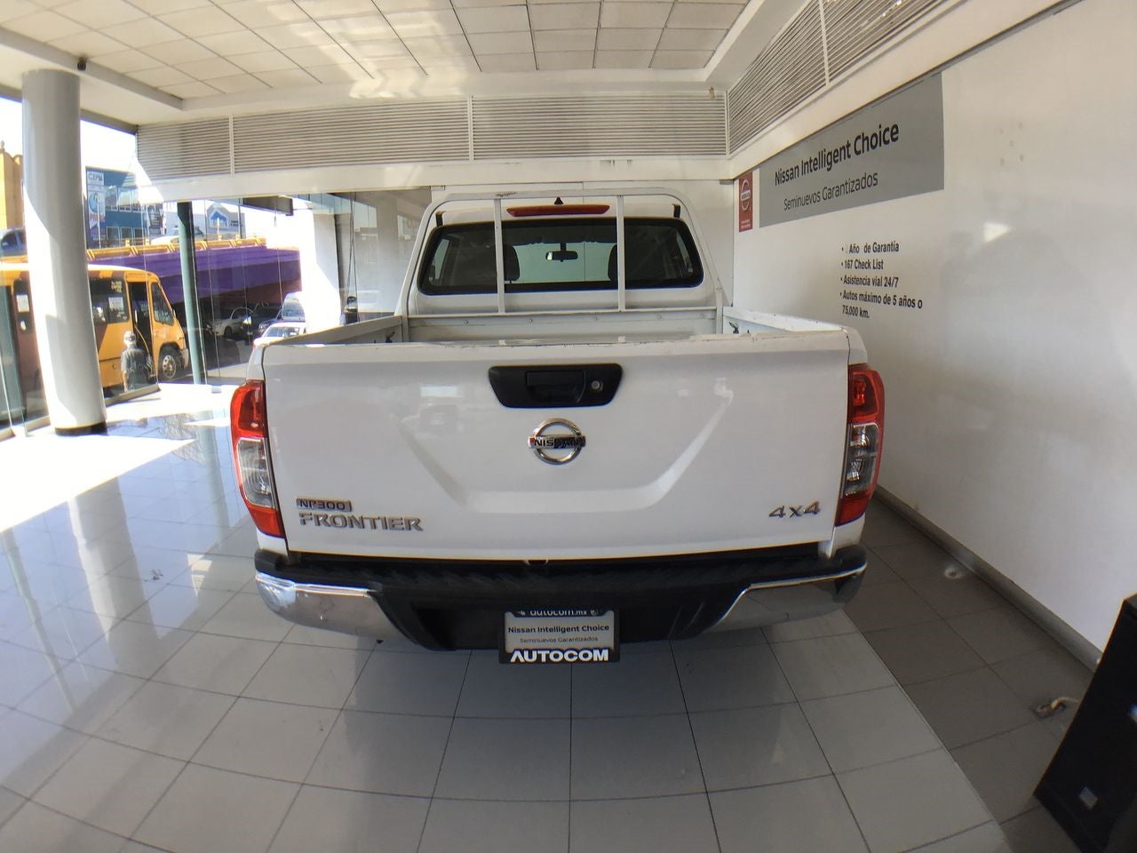 2018 Nissan FRONTIER PRO-4X, V6, 4.0L, 261 CP, 4 PUERTAS, AUT, 4X4