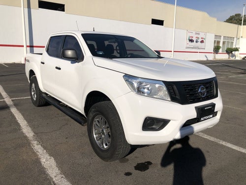 2018 Nissan DOBLE CABINA DOBLE CABINA DIESEL 4X4 TM AC PAQ SEG