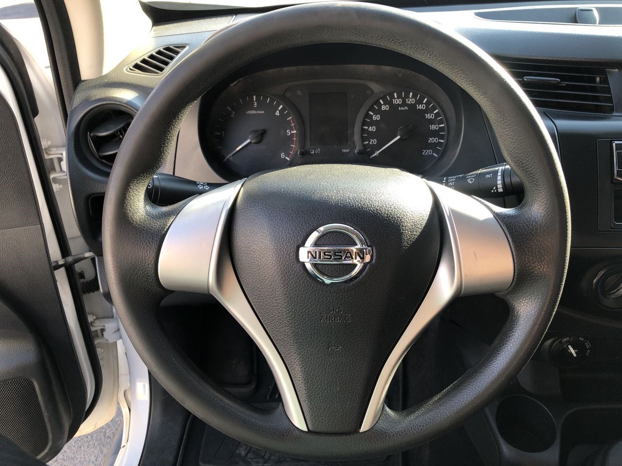 2018 Nissan DOBLE CABINA DOBLE CABINA DIESEL 4X4 TM AC PAQ SEG
