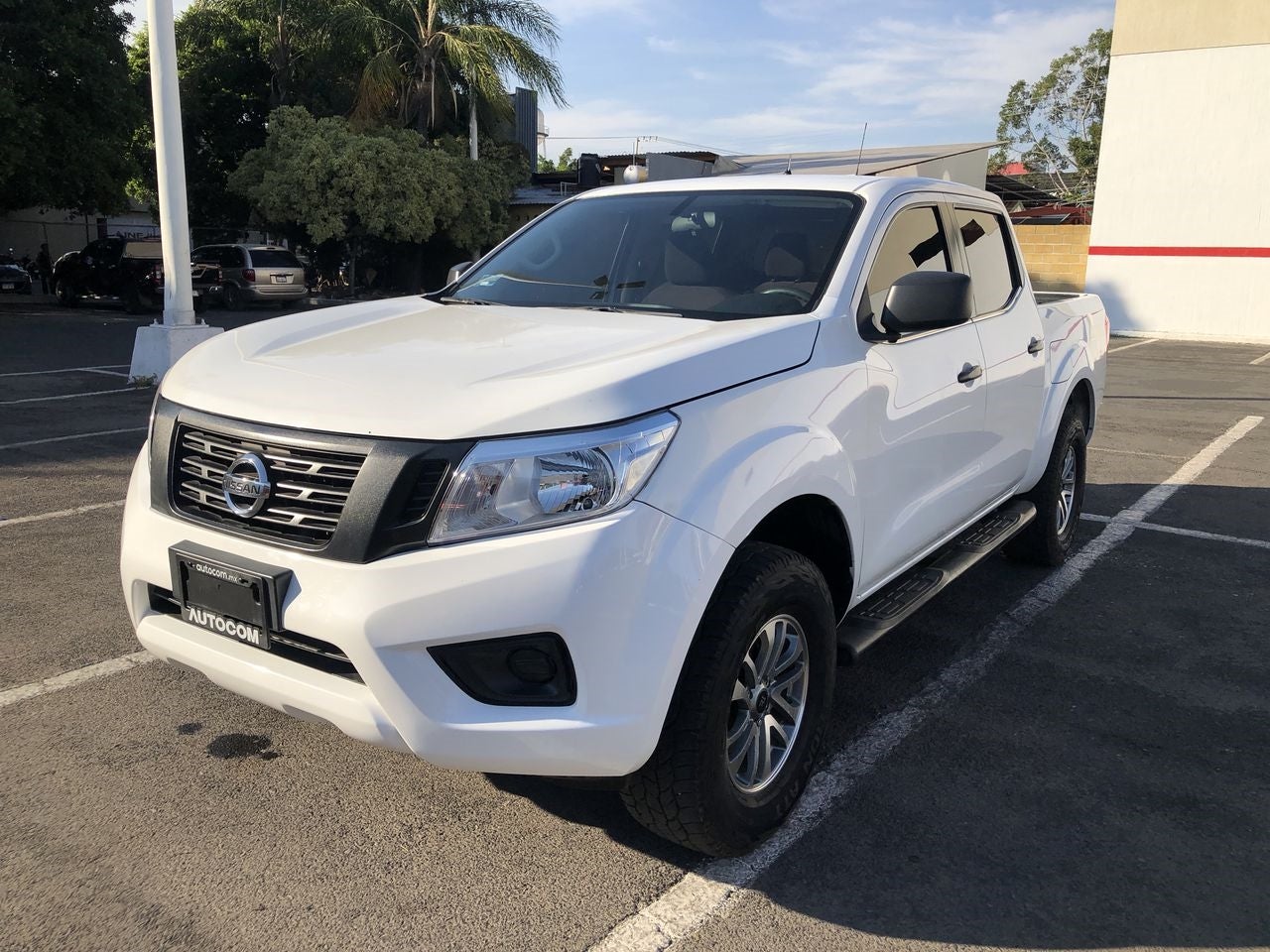 2018 Nissan DOBLE CABINA DOBLE CABINA DIESEL 4X4 TM AC PAQ SEG