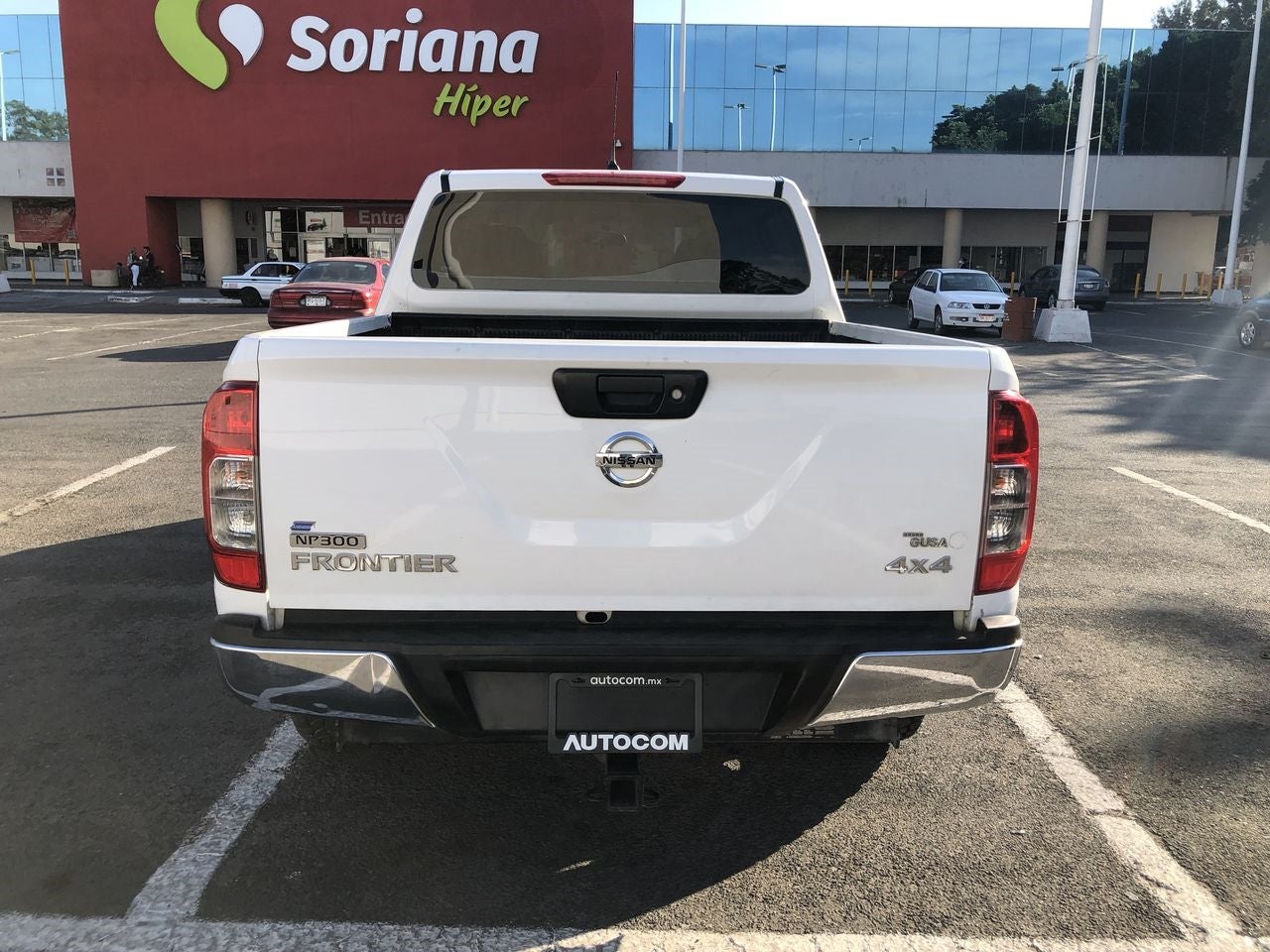 2018 Nissan DOBLE CABINA DOBLE CABINA DIESEL 4X4 TM AC PAQ SEG