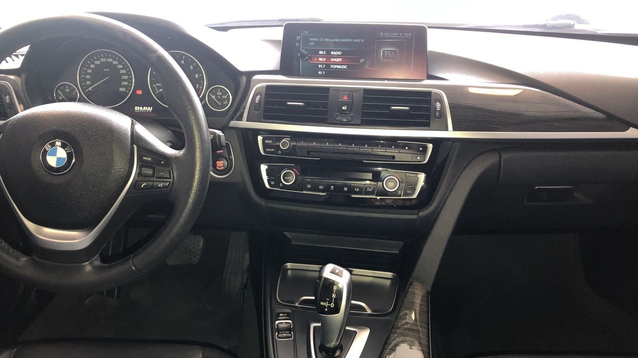 2017 BMW SERIES 3 330IA LUXURY LINE AUTO