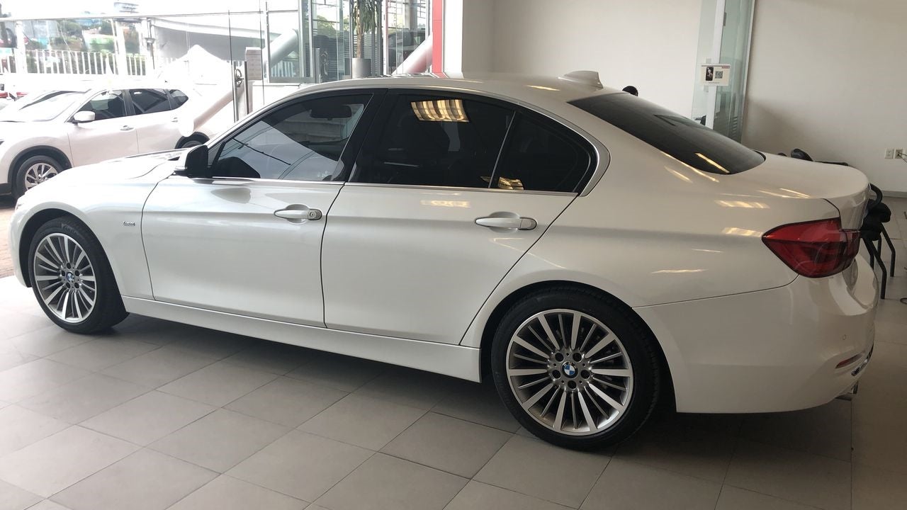 2017 BMW SERIES 3 330IA LUXURY LINE AUTO