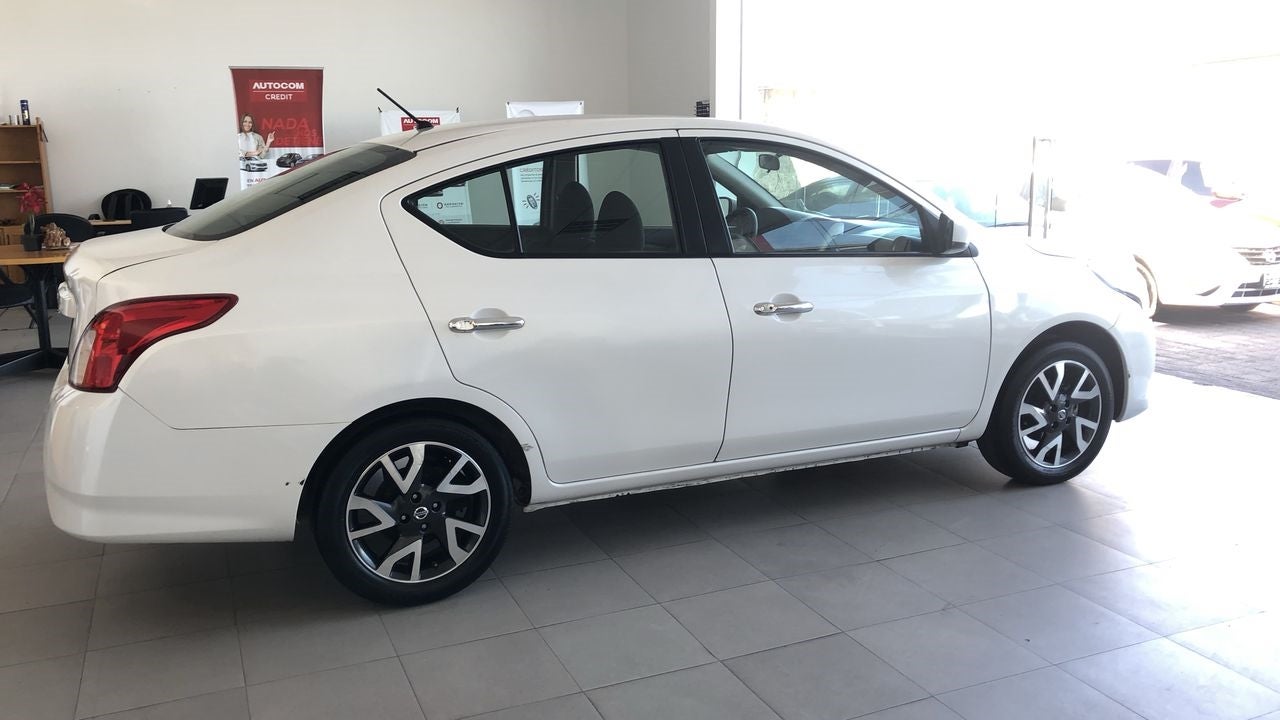 2019 Nissan VERSA VERSA ADVANCE MT