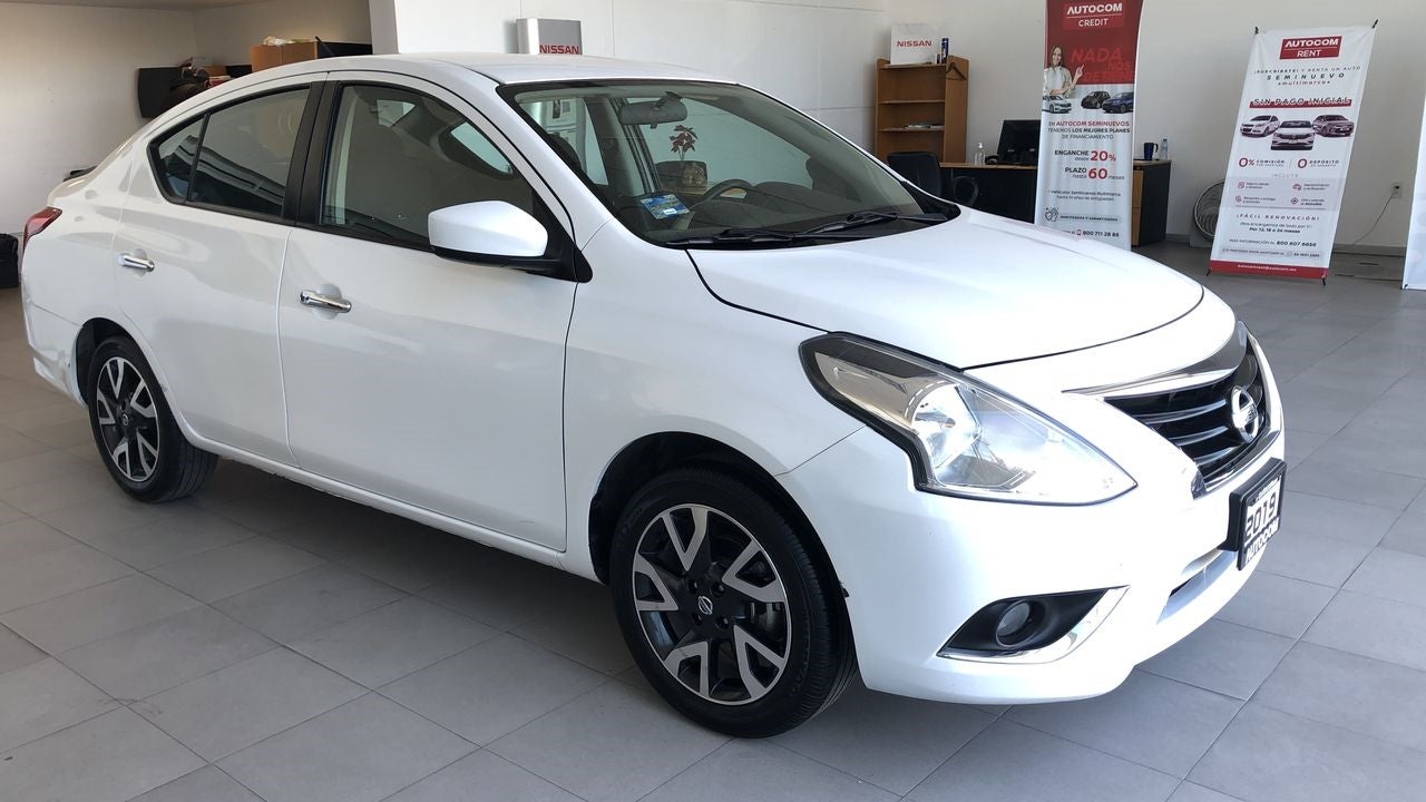 2019 Nissan VERSA VERSA ADVANCE MT