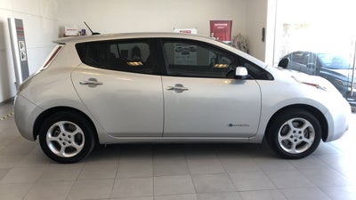 2017 Nissan LEAF LEAF SL