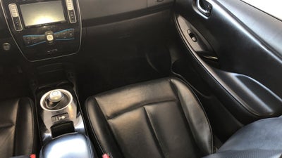 2017 Nissan LEAF LEAF SL
