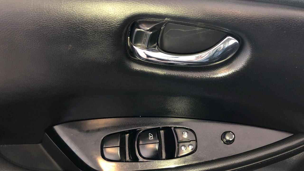 2017 Nissan LEAF LEAF SL