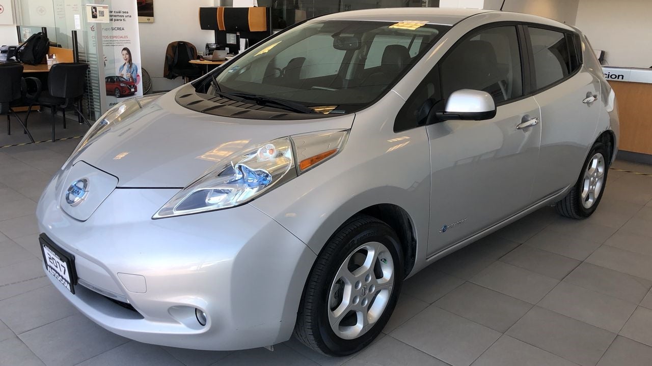 2017 Nissan LEAF LEAF SL