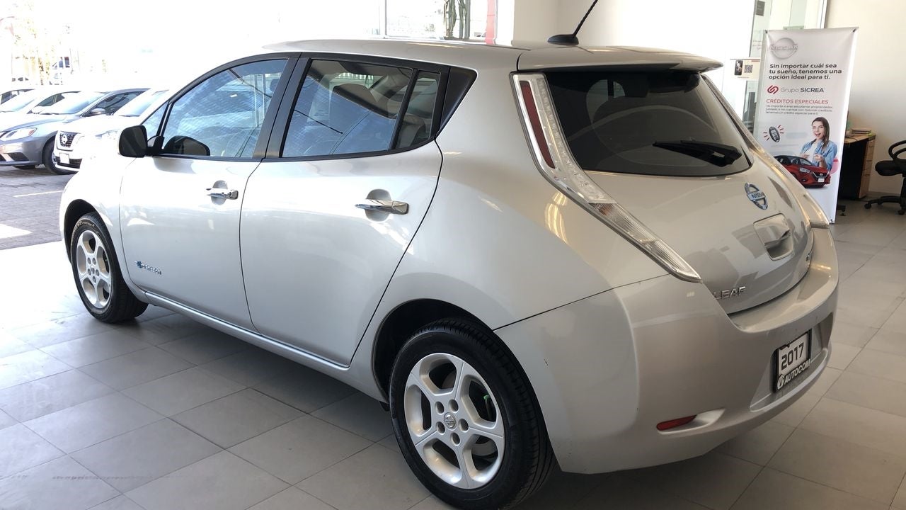 2017 Nissan LEAF LEAF SL