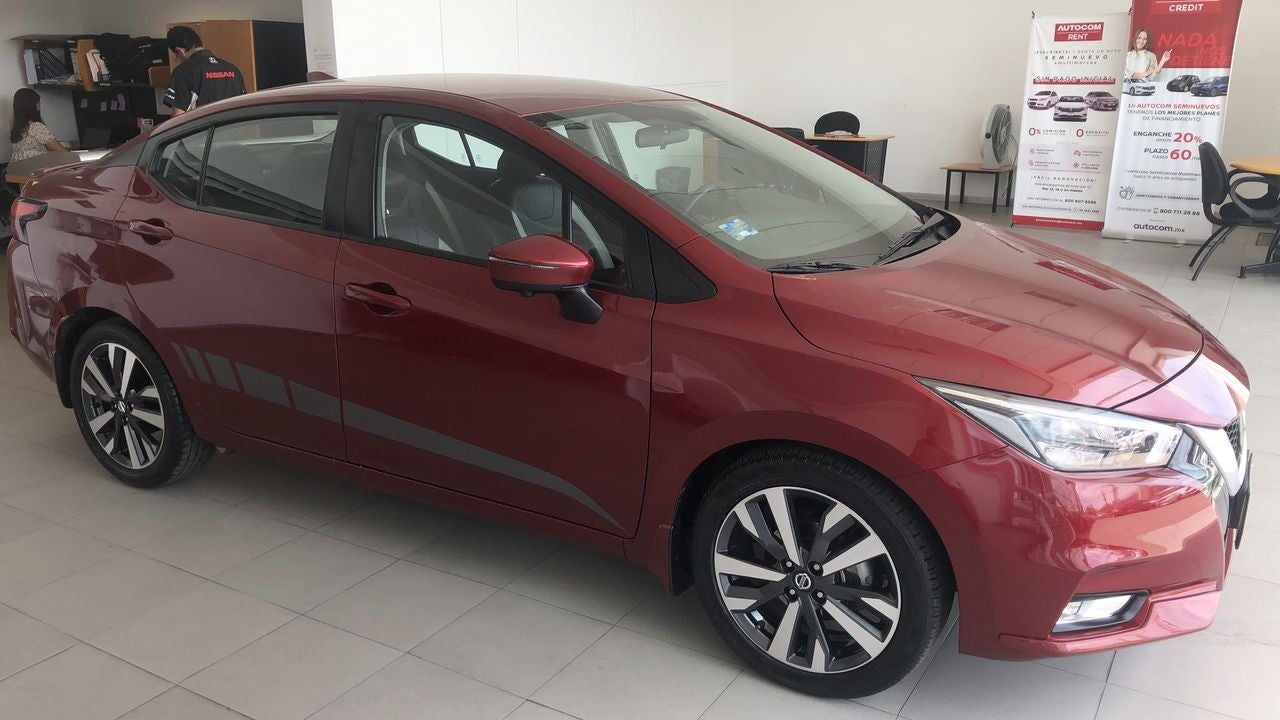 2020 Nissan VERSA VERSA PLATINUM CVT