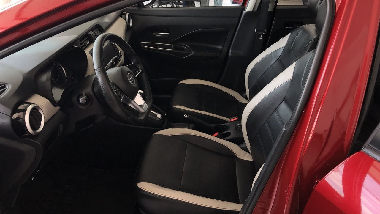 2020 Nissan VERSA VERSA PLATINUM CVT