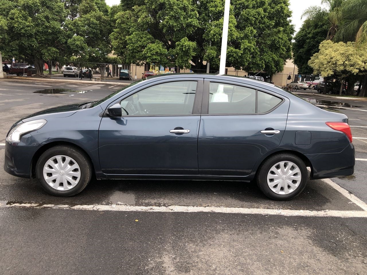 2015 Nissan VERSA VERSA SENSE MT