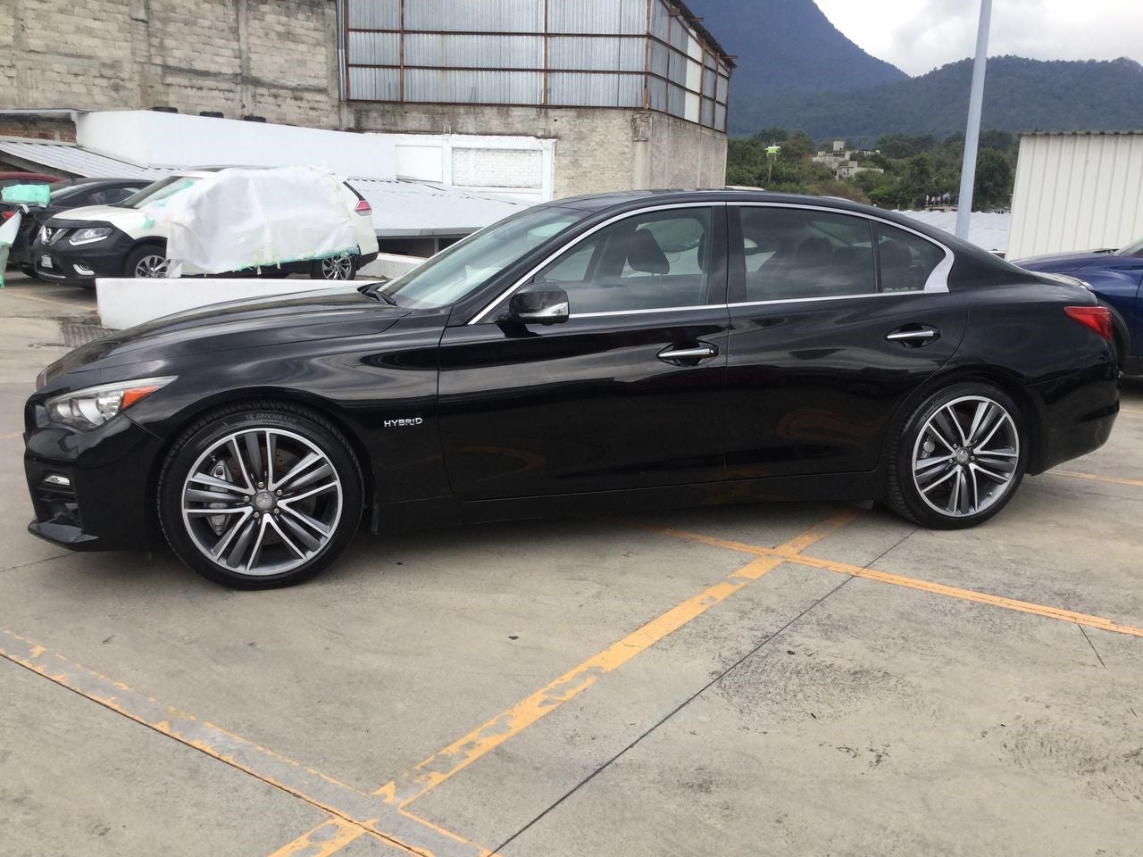 2016 INFINITI Q50 Q50 3.5 HYBRID T/A RWD