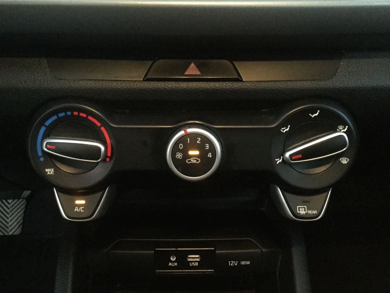 2020 Kia RIO NEW KIA RIO 1.6 L M/T  SEDAN