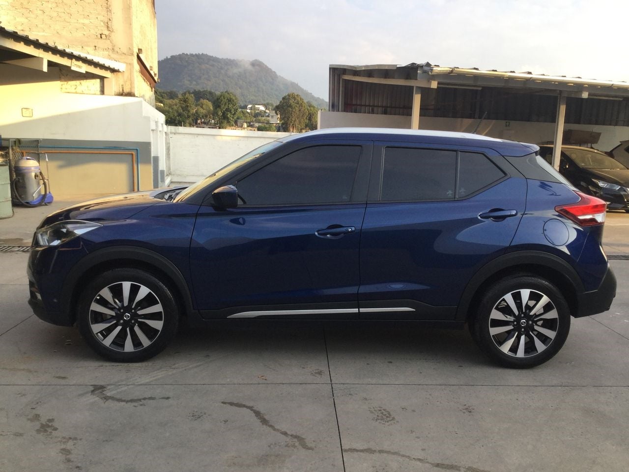 2019 Nissan KICKS KICKS ADVANCE CVT A/C NEGRO