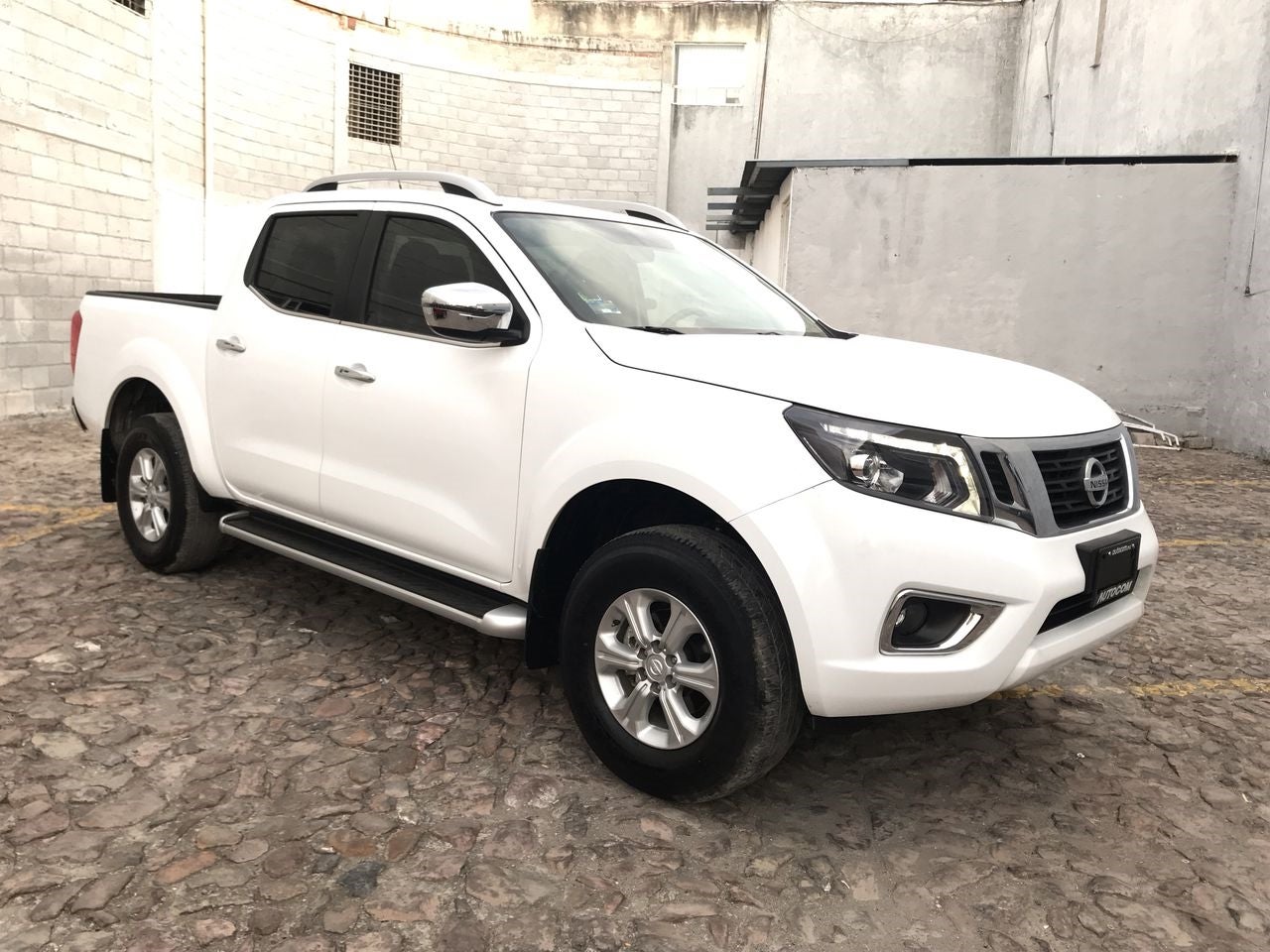 2020 Nissan FRONTIER PLATINUM LE, L4, 2.5L, 166 CP, 4 PUERTAS, STD