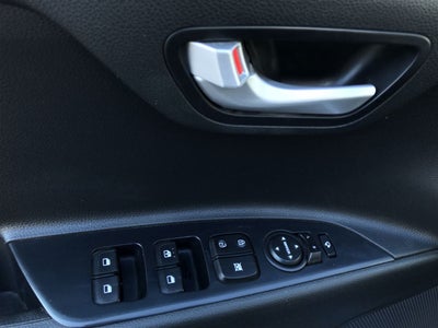 2020 Kia RIO EX, L4, 1.6L, 121 CP, 5 PUERTAS, STD