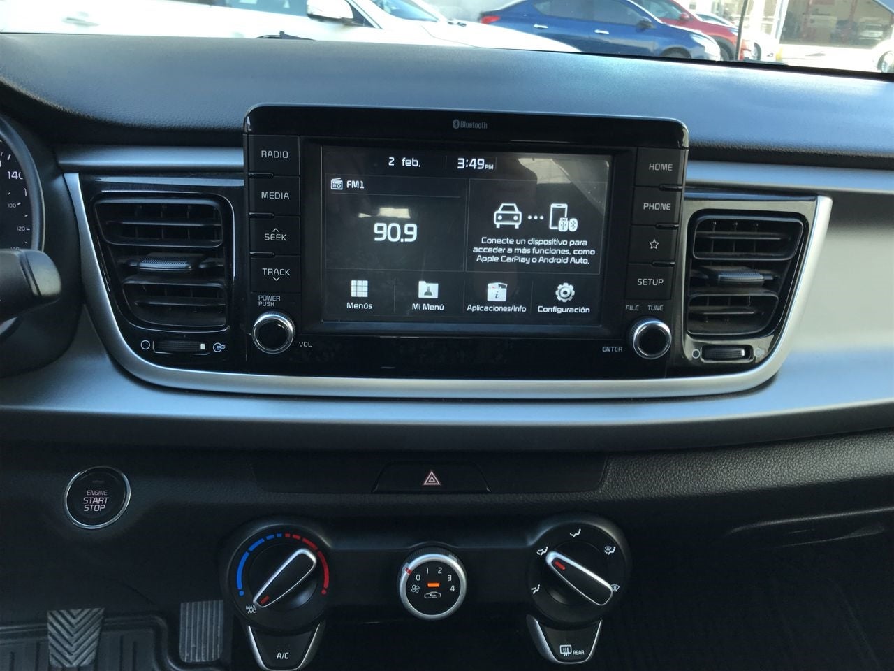 2020 Kia RIO EX, L4, 1.6L, 121 CP, 5 PUERTAS, STD