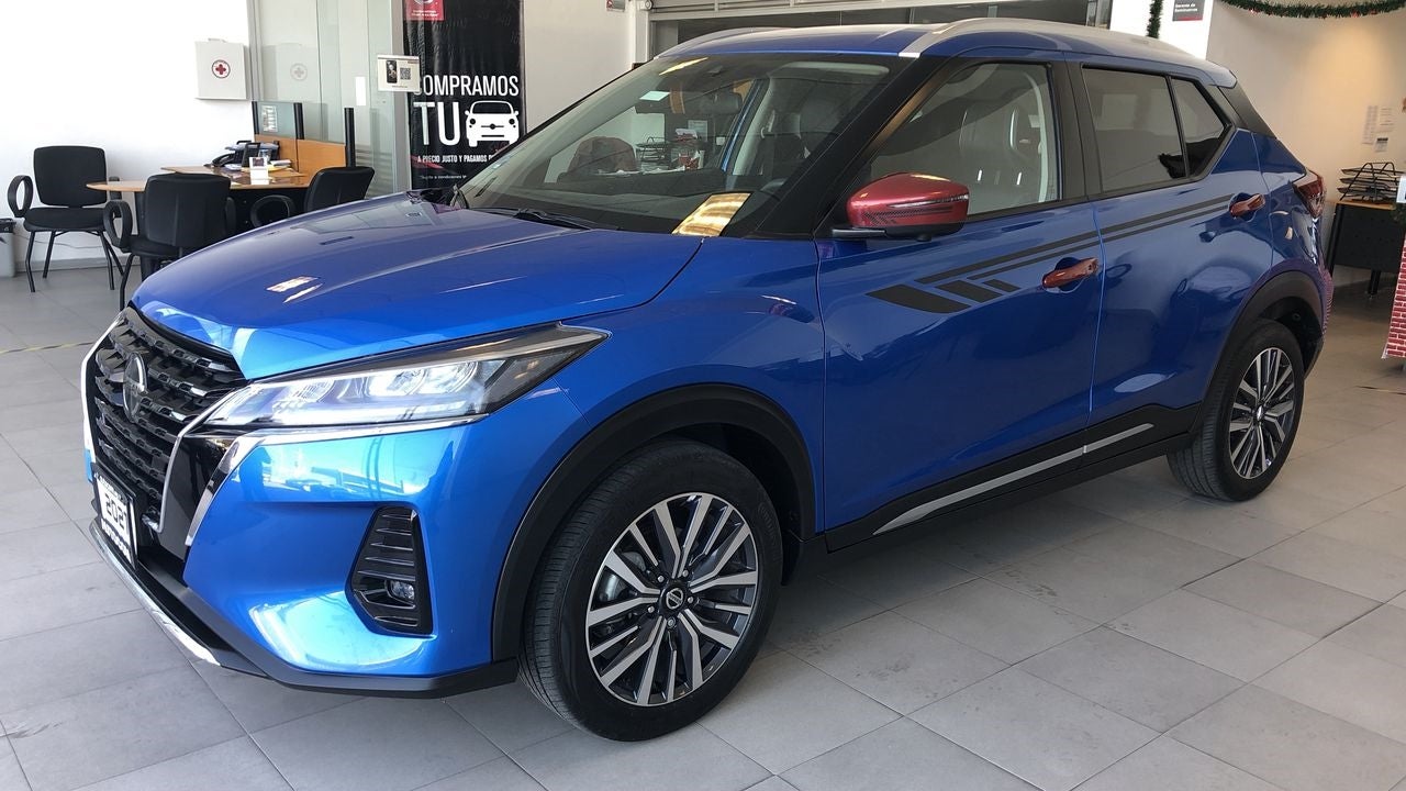 2021 Nissan KICKS KICKS PLATINUM CVT NEGRO