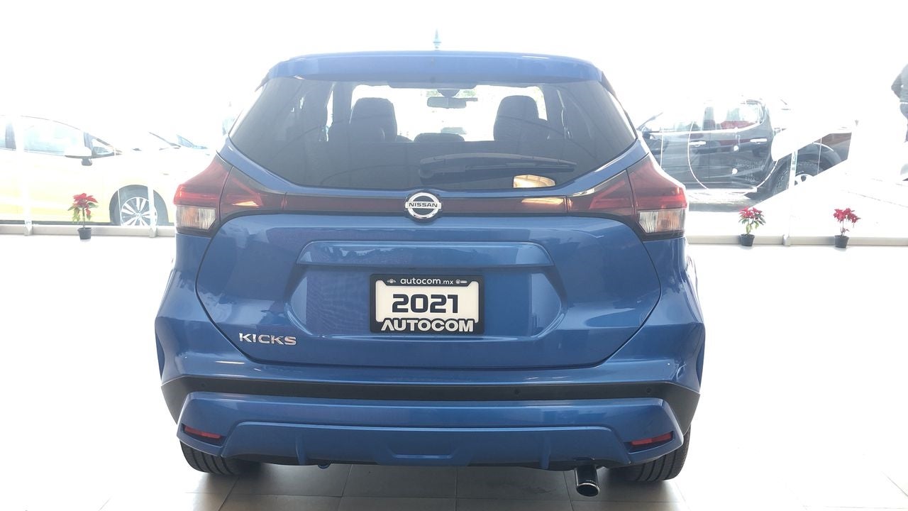 2021 Nissan KICKS KICKS PLATINUM CVT NEGRO