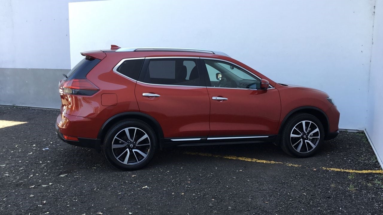2021 Nissan X-TRAIL X-TRAIL 5 PUERTAS EXCLUSIVE 3 ROW