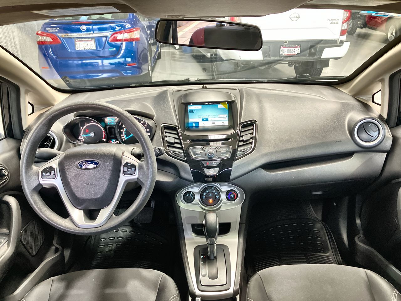 2017 Ford FIESTA SE AT 4 PTAS