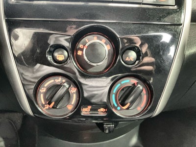 2018 Nissan VERSA ADVANCE AT AC