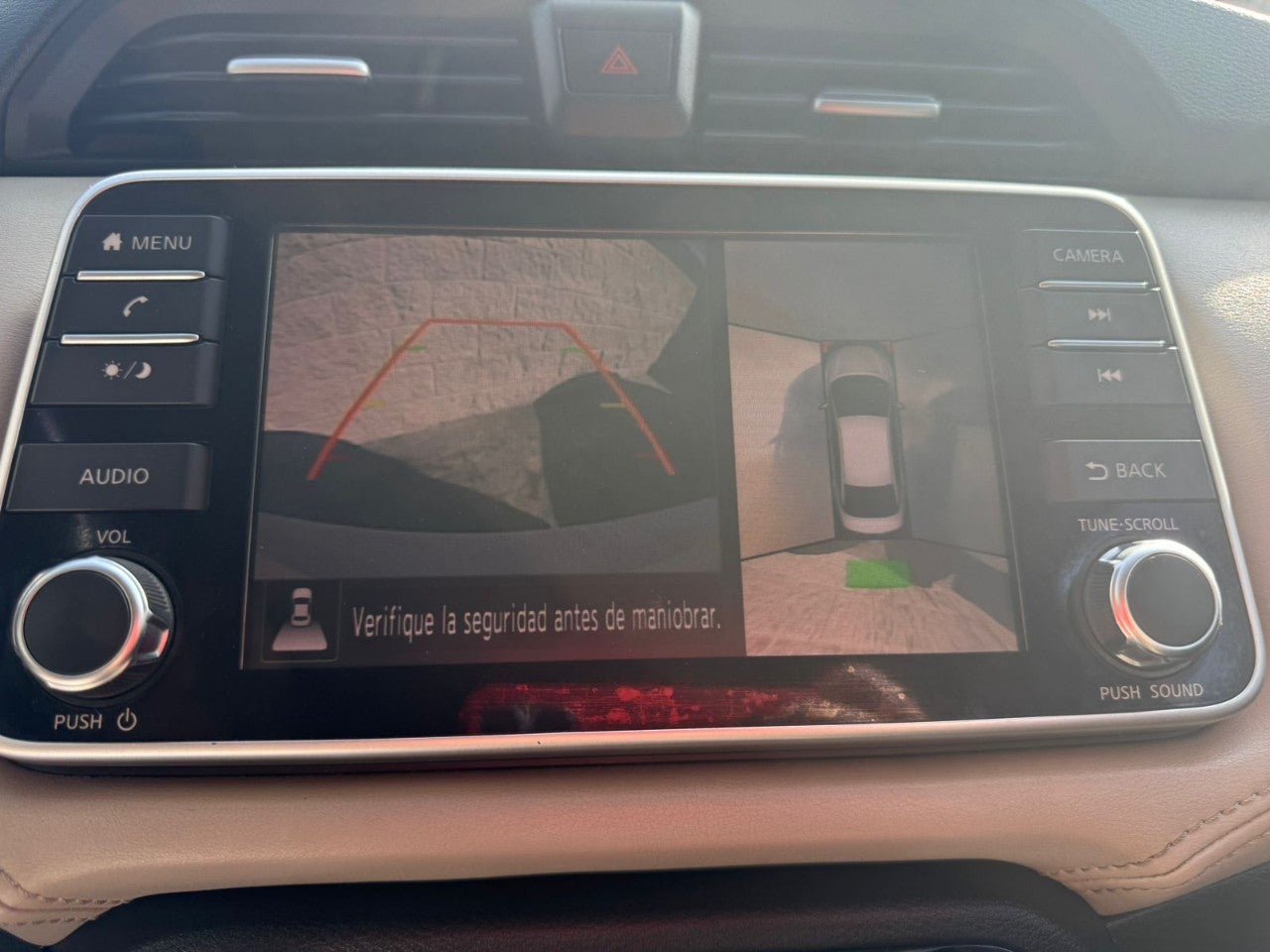 2021 Nissan VERSA PLATINUM CVT 21