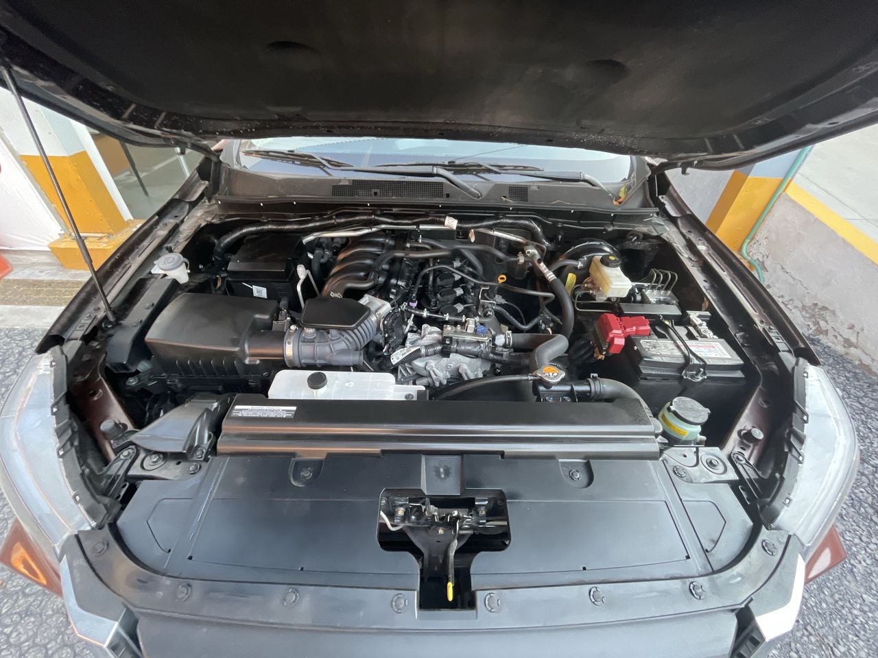 2024 Nissan FRONTIER FRONTIER LE TA 24