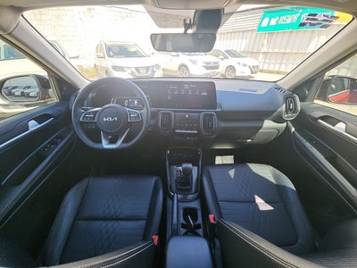 2024 Kia SONET SX IVT