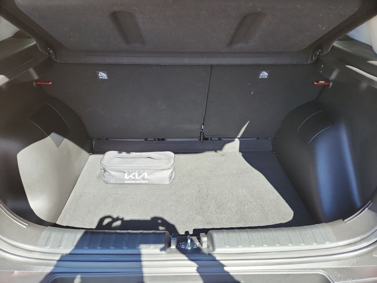 2024 Kia SONET SX IVT