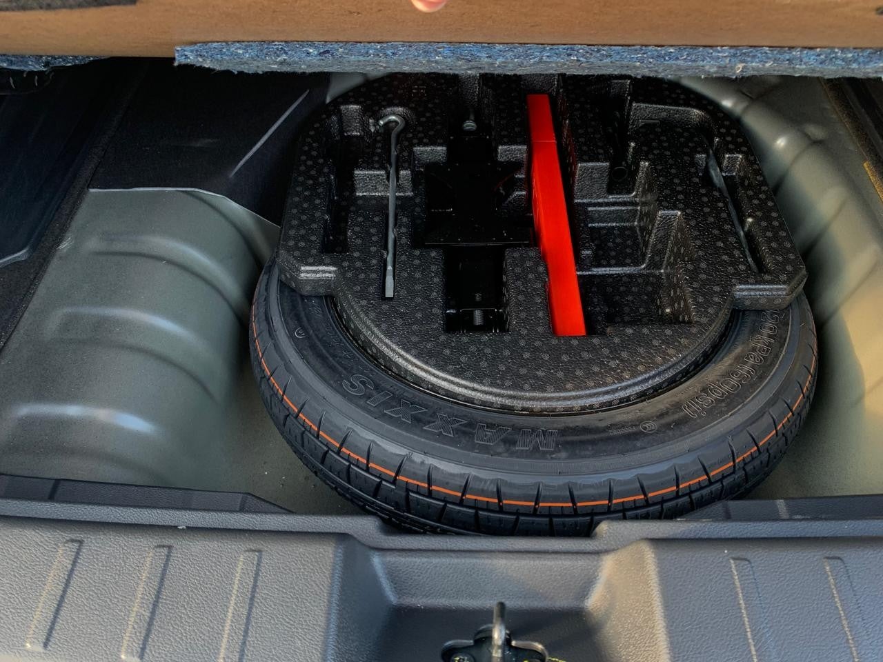 2025 Nissan KICKS EXCLUSIVE CVT