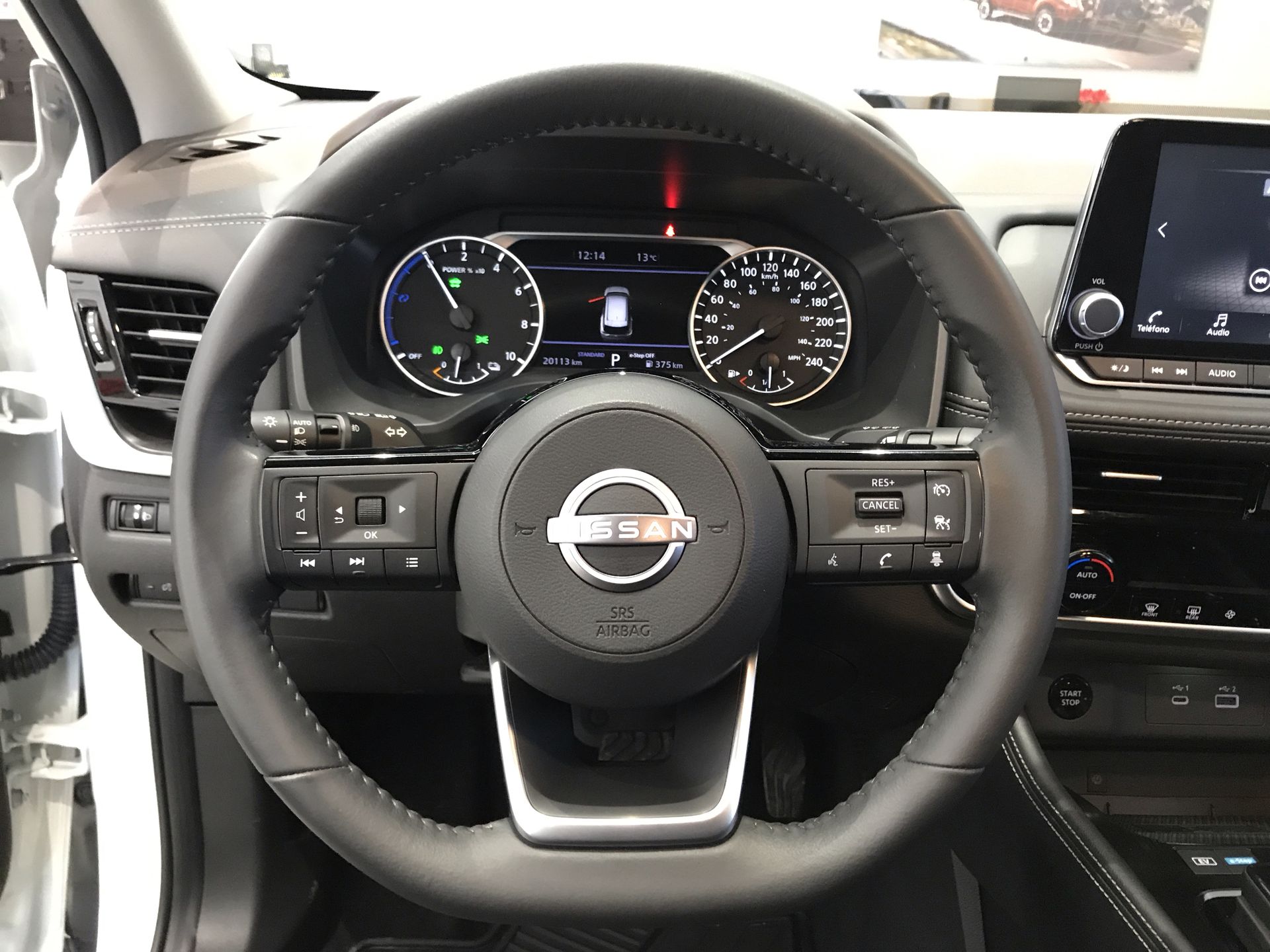 2025 Nissan X-TRAIL EXCLUSIVE E-POWER 2 ROW 25