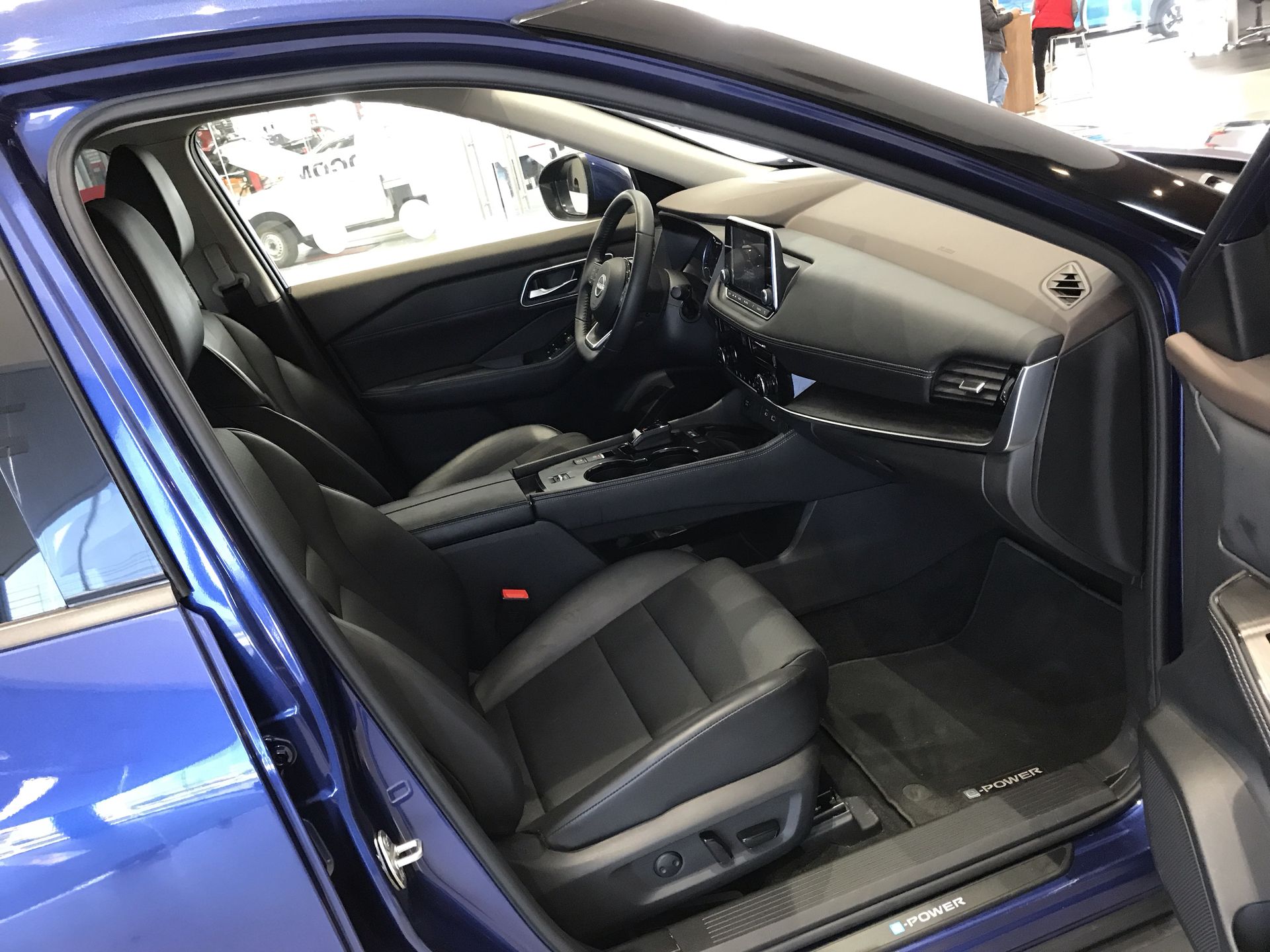 2025 Nissan X-TRAIL EXCLUSIVE E-POWER 2 ROW 25