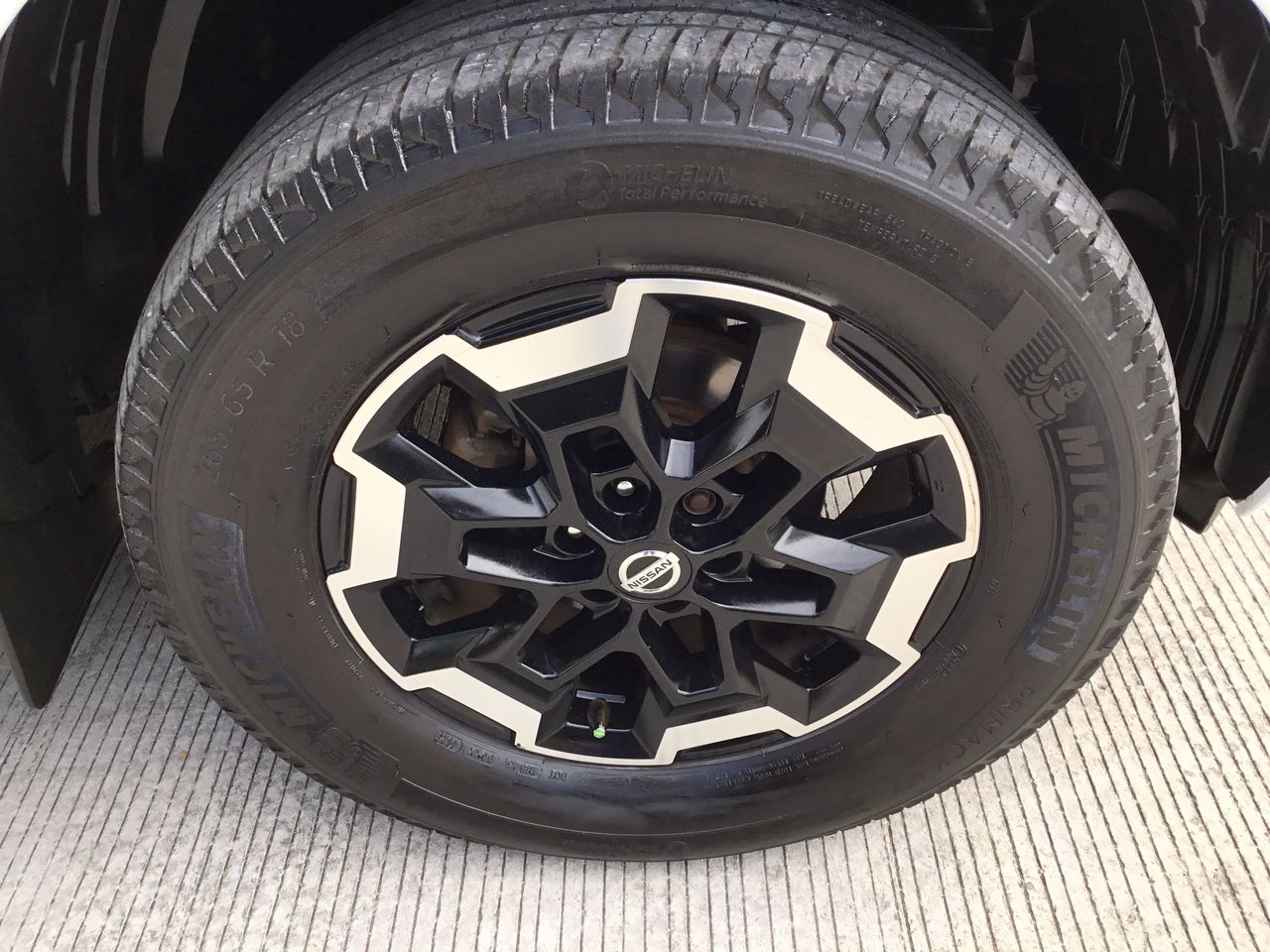 2022 Nissan FRONTIER PLATINUM LE DIESEL 4X4 TA 22