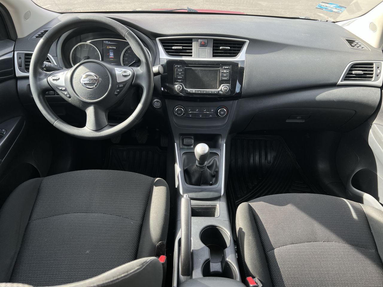 2019 Nissan SENTRA ADVANCE MT