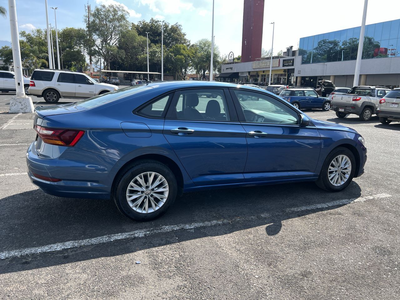 2019 Volkswagen JETTA COMFORTLINE