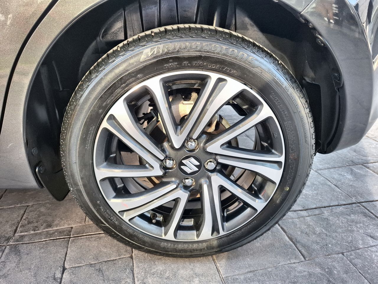 2023 SUZUKI SWIFT GLX CVT