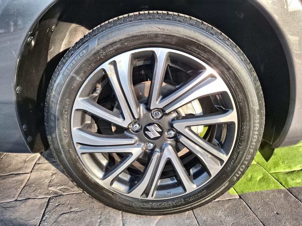 2023 SUZUKI SWIFT GLX CVT