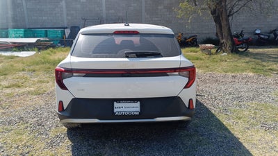 2025 Kia K3 LX MT